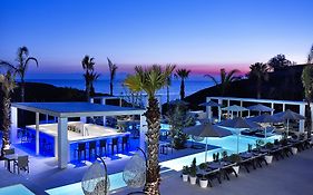 Aurora Luxury Suites
